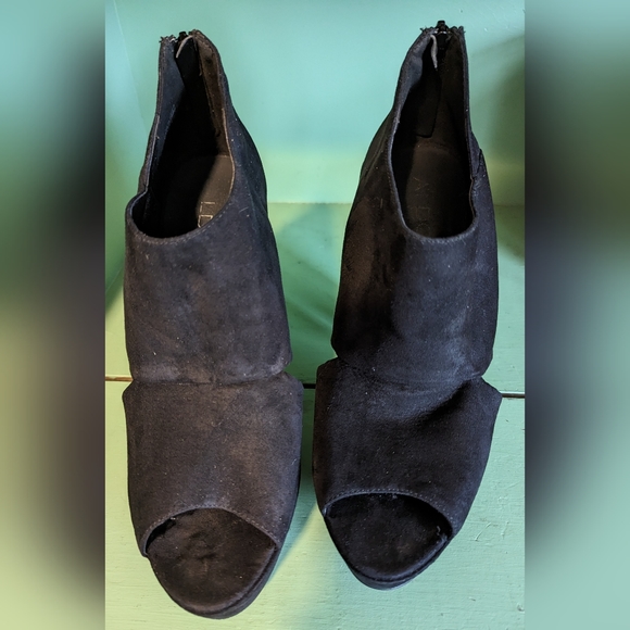 Aldo Black Platform Pumps, Booties, Open Toe, Size 11 - Picture 4 of 6